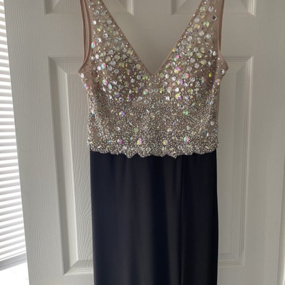 Laura 2-Piece Full length sequined dress Size 8, with matching cover up. - Picture 4 of 6